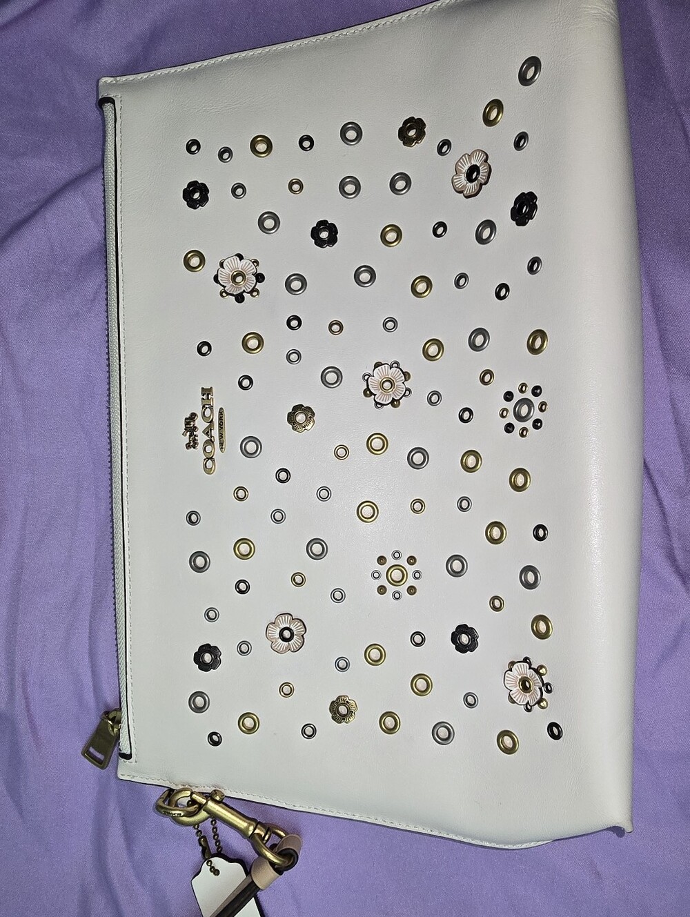 Coach Charlie Large Clutch Cream Floral Tea Roses  And Rivets Wristlet